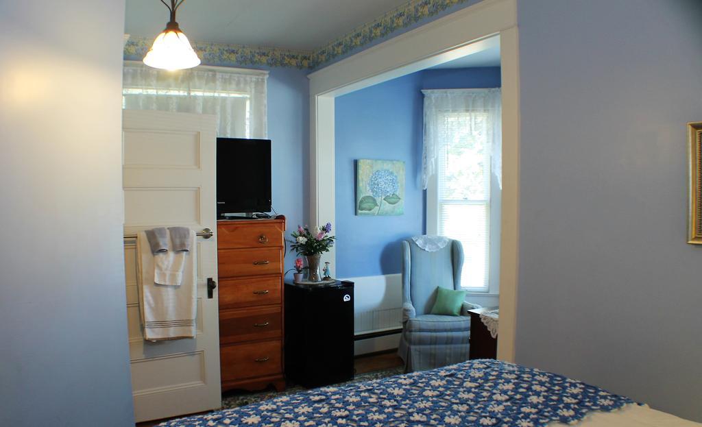 The White Birch Inn Berwick Экстерьер фото