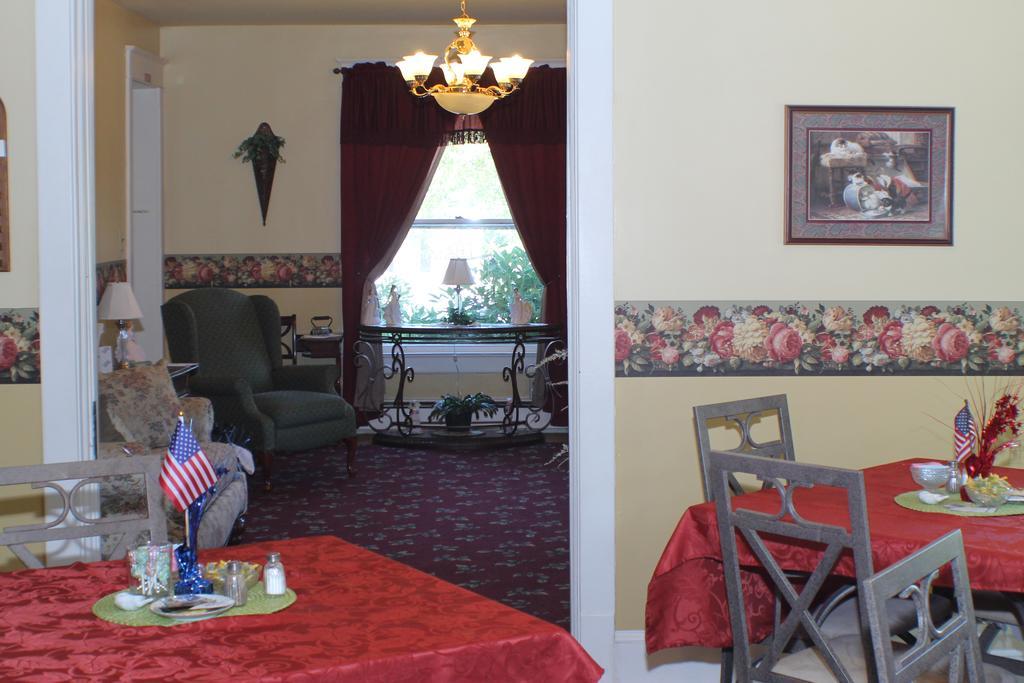 The White Birch Inn Berwick Экстерьер фото