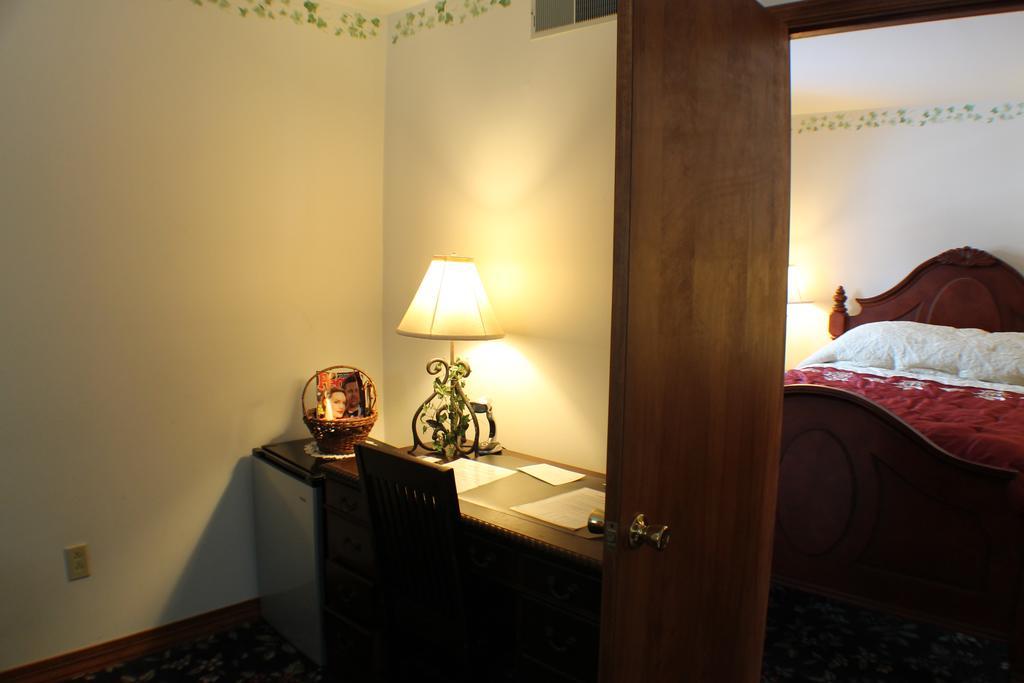 The White Birch Inn Berwick Экстерьер фото
