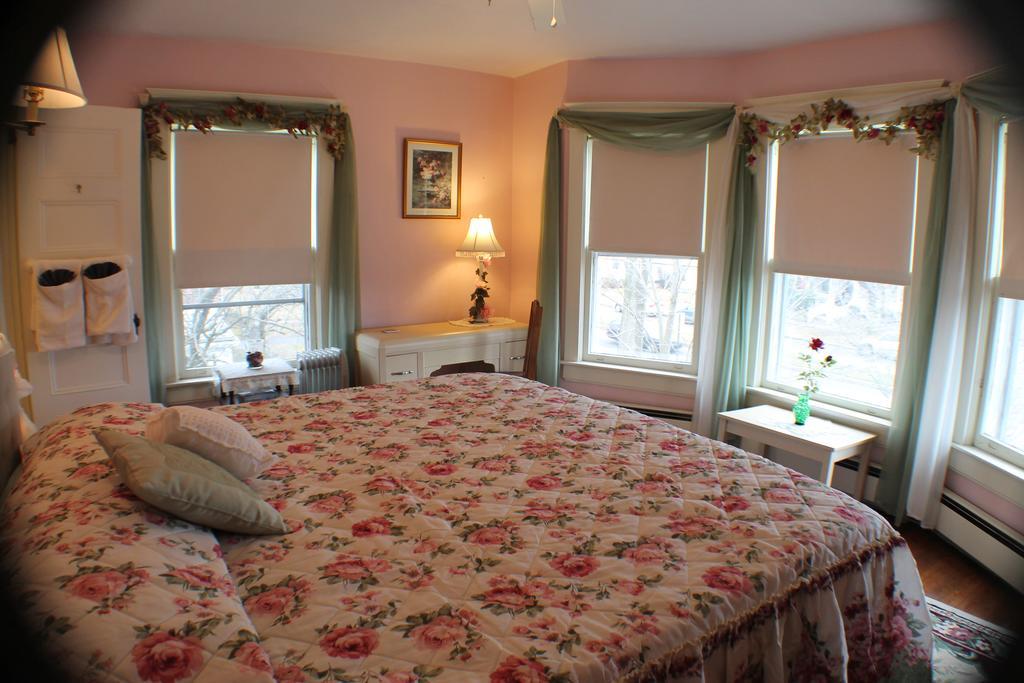 The White Birch Inn Berwick Экстерьер фото