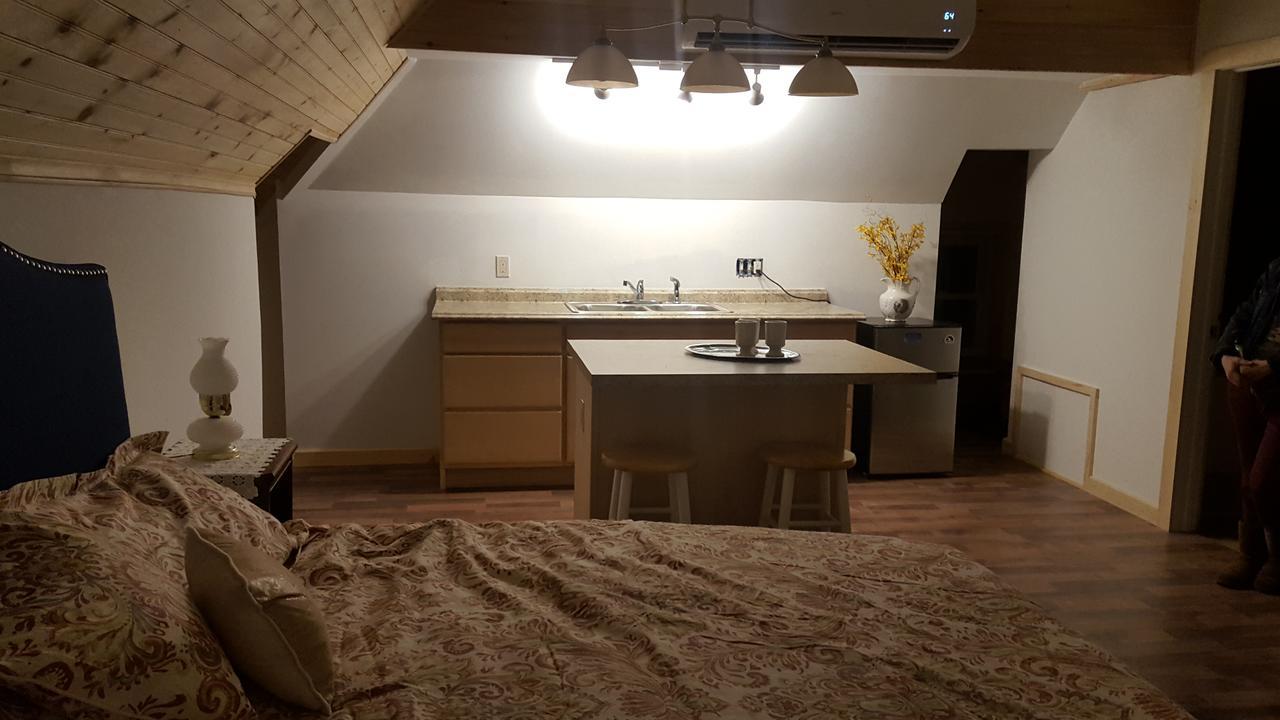 The White Birch Inn Berwick Экстерьер фото